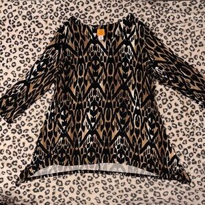 Ruby Rd. Black and Tan Geometric Tunic